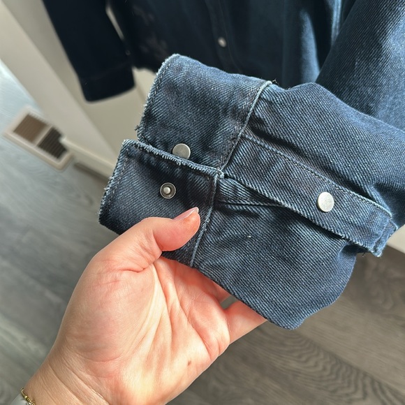 MENS ZARA RELAXED FIT NAVY JEAN BUTTON UP DISTRESSED SHIRT SIZE XL - Picture 3 of 5